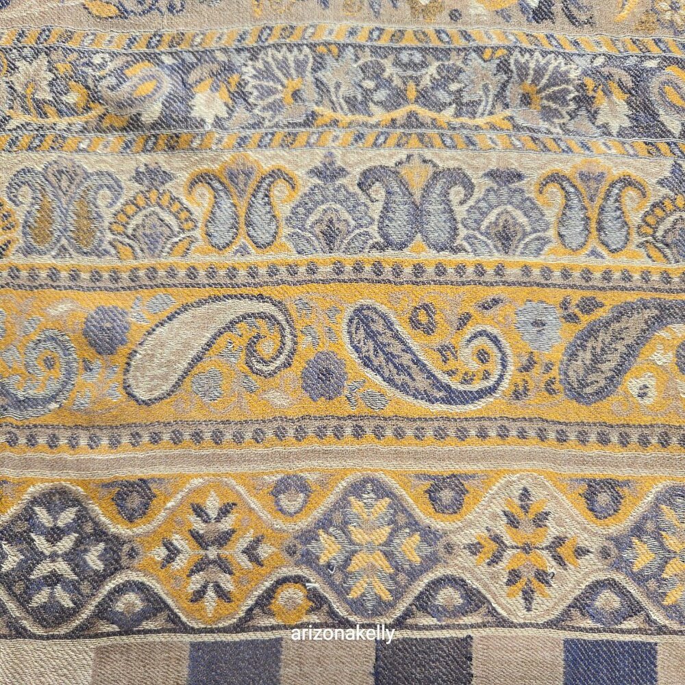 NWOT Cashmere Jacquard Lightweight Jamawar Shawl Scarf Yellow Blue - Picture 6 of 16
